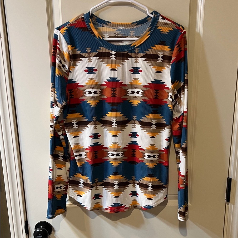 WINTER CLEARANCE No Boundaries Multicolor Aztec Print Long Sleeve Top XL c347